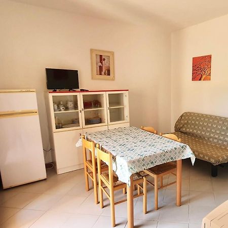 Iss Travel, Le Carrube Two Bedrooms Apartments With Air Conditioning سان تيودورو المظهر الخارجي الصورة