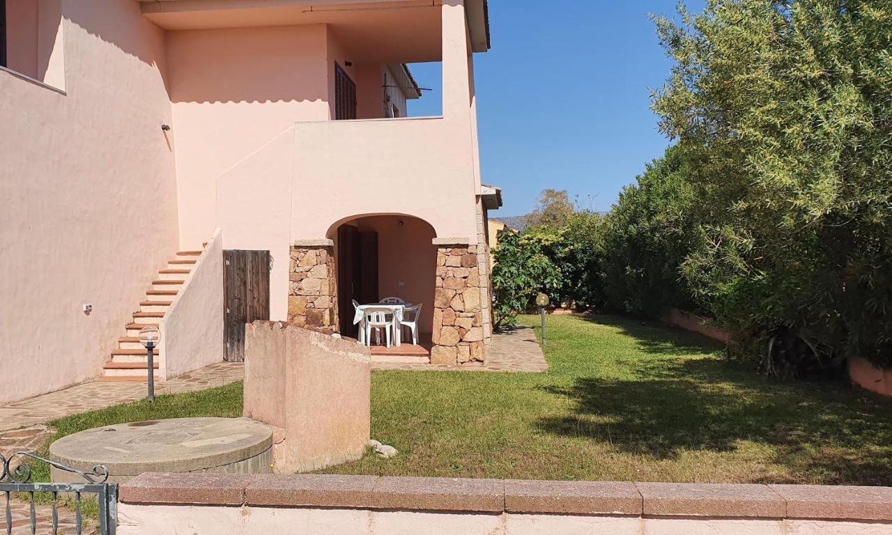 Iss Travel, Le Carrube Two Bedrooms Apartments With Air Conditioning سان تيودورو المظهر الخارجي الصورة