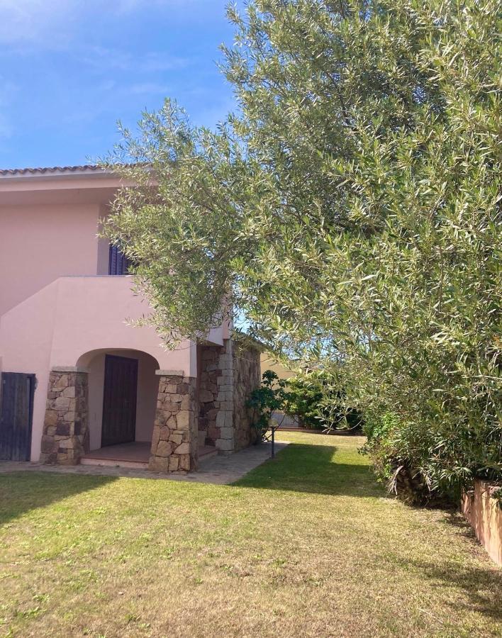 Iss Travel, Le Carrube Two Bedrooms Apartments With Air Conditioning سان تيودورو المظهر الخارجي الصورة